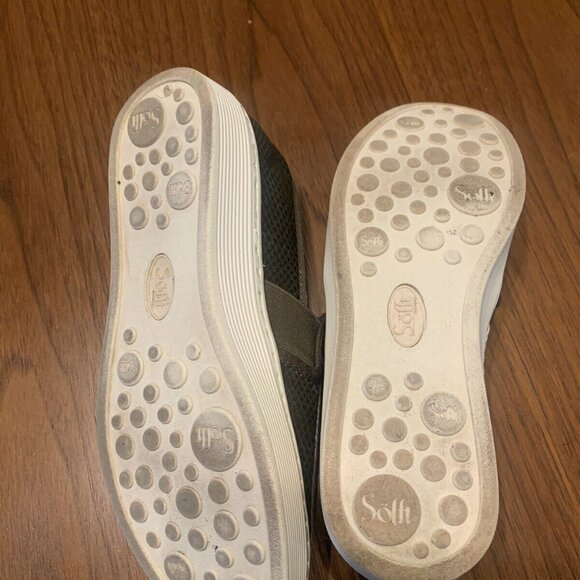 Sofft Slip on Sneaker Womens 6.5 Snake Skin Leather Green Casual Flat - Picture 7 of 9